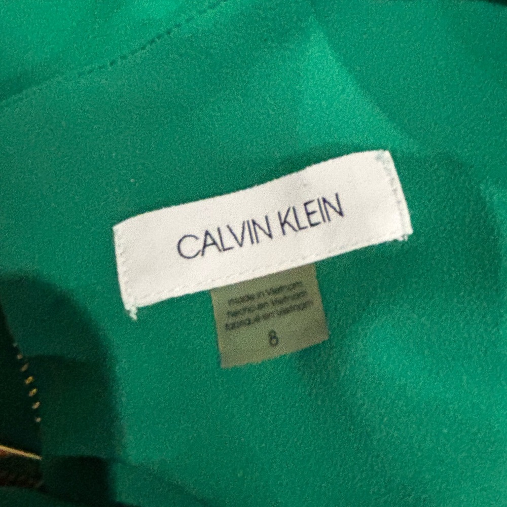 Beautiful Calvin Klein Bell Sleeve Sheath Green Dress 8 $115 - Picture 8 of 8